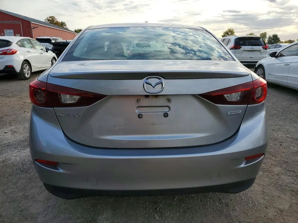 2015 MAZDA 3 TOURING  
