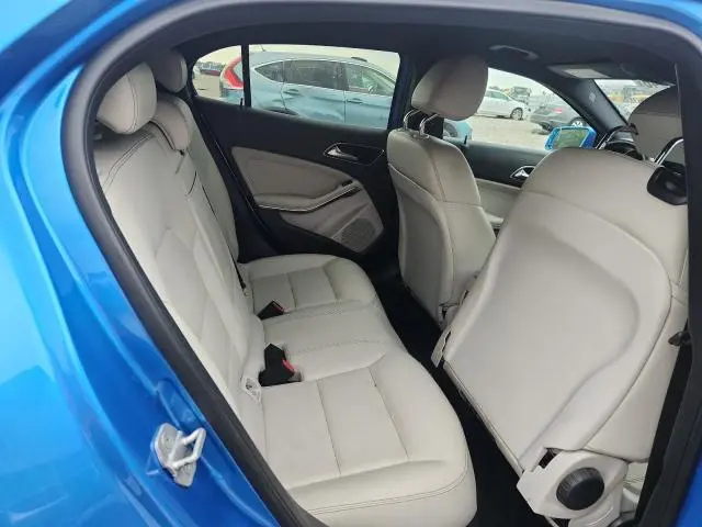 2016 MERCEDES-BENZ GLA 250 4MATIC  