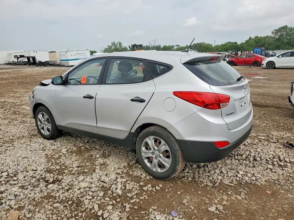 2011 HYUNDAI TUCSON GL  