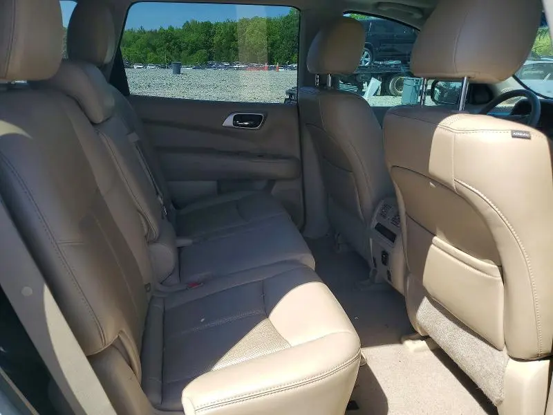 2015 NISSAN PATHFINDER S  