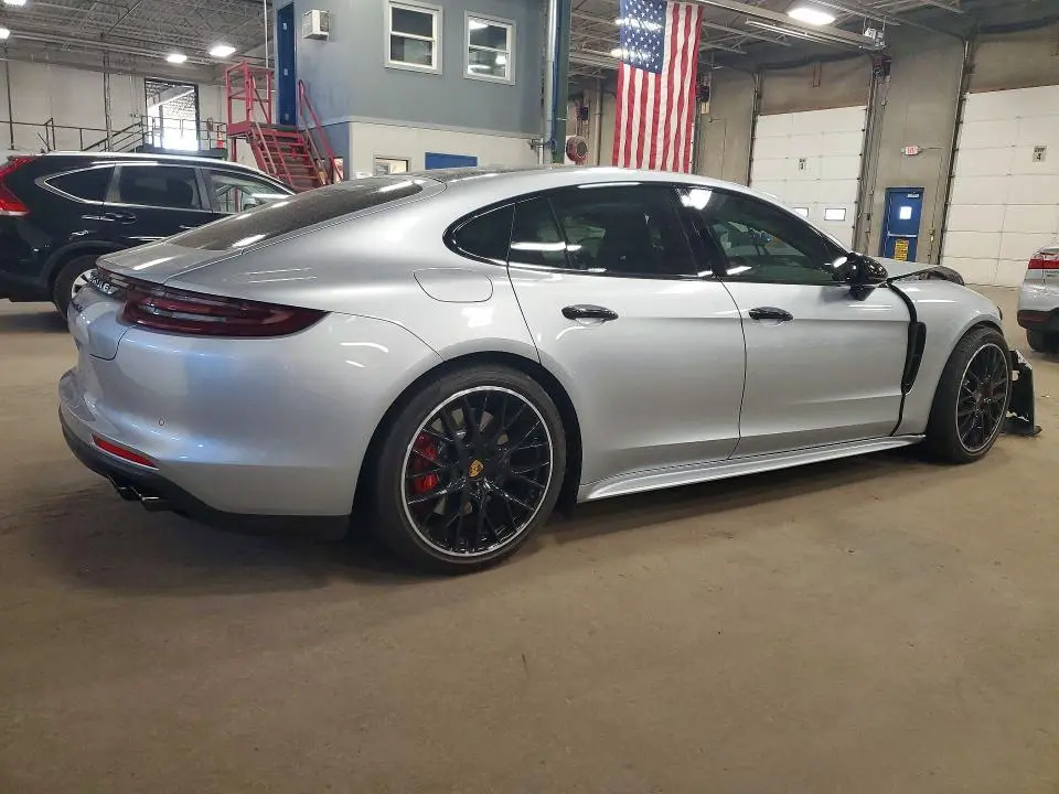 2018 PORSCHE PANAMERA TURBO  