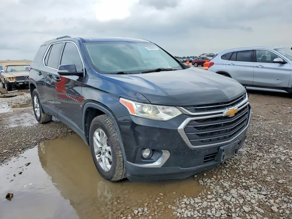 2018 CHEVROLET TRAVERSE LT  