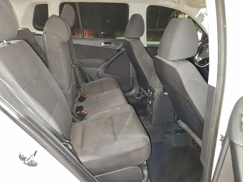 2014 VOLKSWAGEN TIGUAN S  