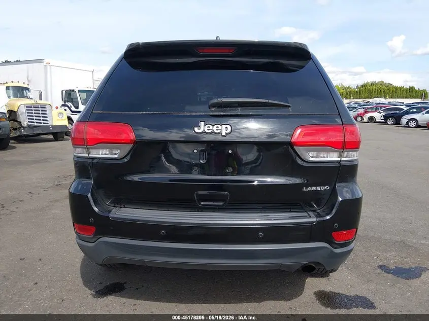 2018 JEEP GRAND CHEROKEE LAREDO E 4X2