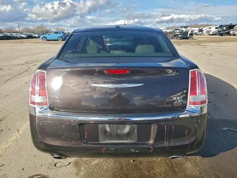 2013 CHRYSLER 300C   