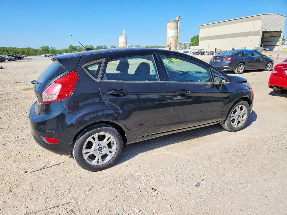 2015 FORD FIESTA SE  
