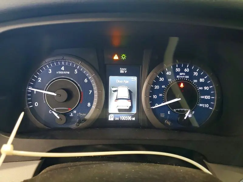 2019 TOYOTA SIENNA LE  