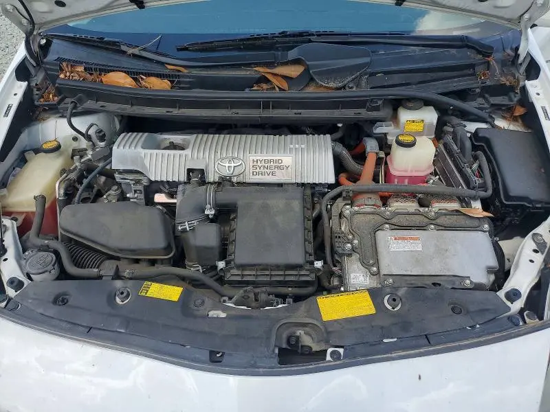 2011 TOYOTA PRIUS FIVE  