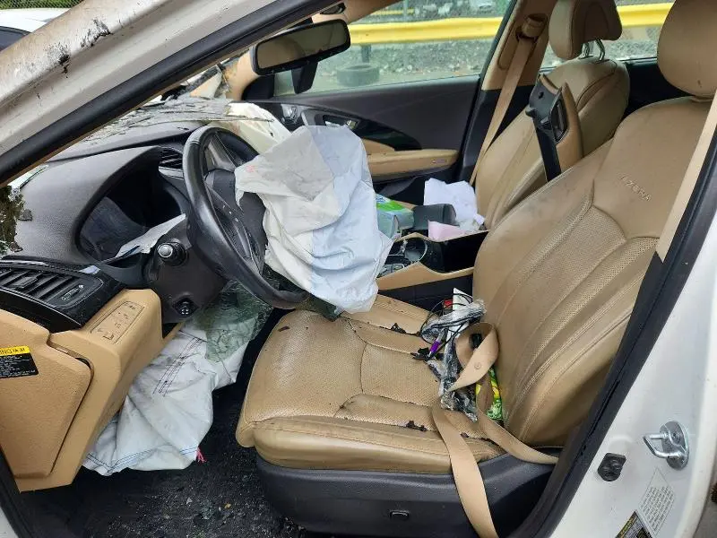 2015 HYUNDAI AZERA LIMITED  