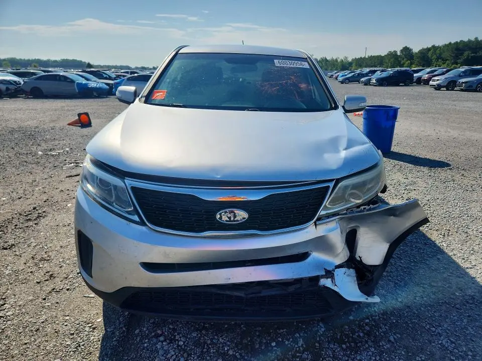 2014 KIA SORENTO LX  