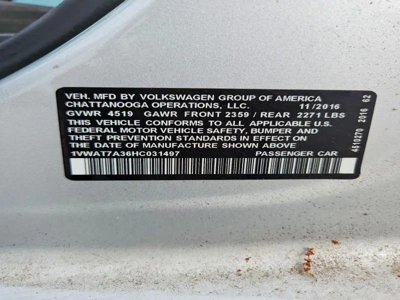 2017 VOLKSWAGEN PASSAT S  
