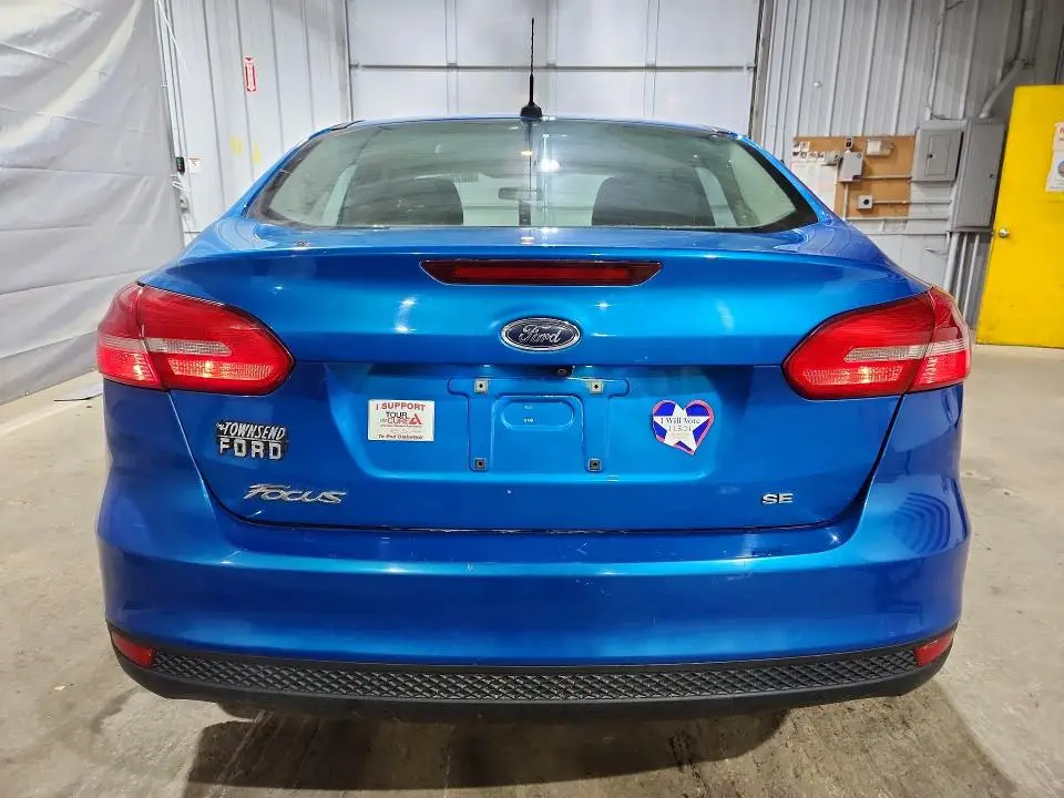 2016 FORD FOCUS SE  