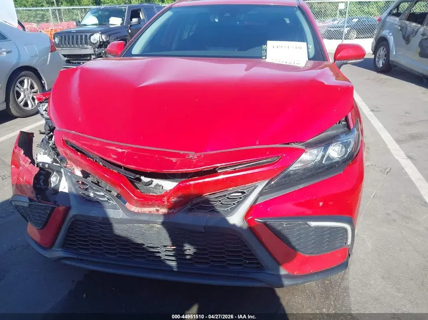 2022 TOYOTA CAMRY SE