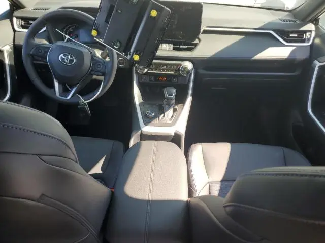 2025 TOYOTA RAV4 XSE