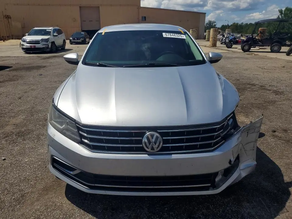 2017 VOLKSWAGEN PASSAT S  