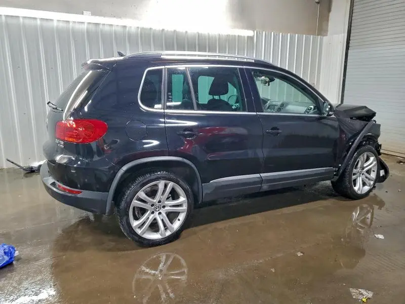 2012 VOLKSWAGEN TIGUAN S  