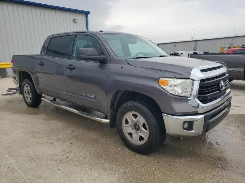 2016 TOYOTA TUNDRA CREWMAX SR5  