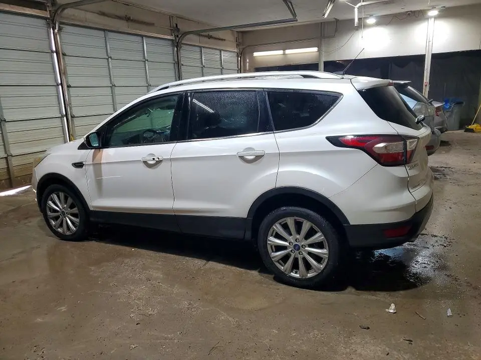 2017 FORD ESCAPE TITANIUM  
