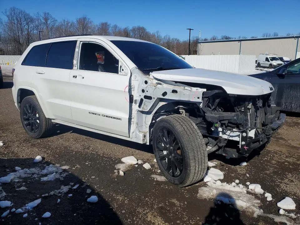 2021 JEEP GRAND CHEROKEE LAREDO  