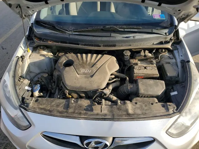 2012 HYUNDAI ACCENT GLS  