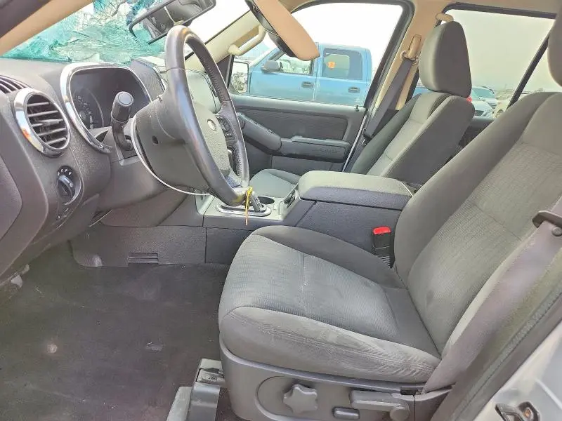 2010 FORD EXPLORER XLT  