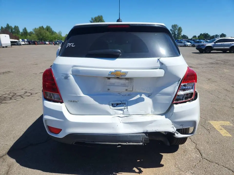 2022 CHEVROLET TRAX LS  