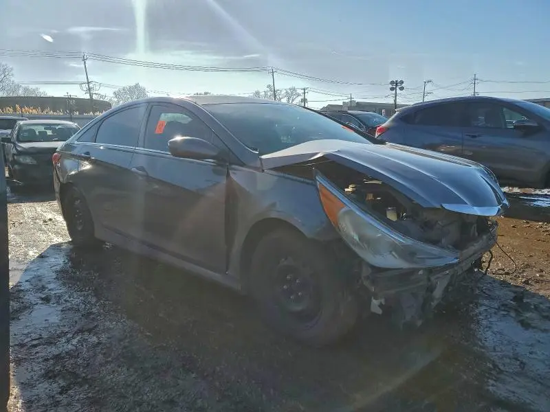 2014 HYUNDAI SONATA GLS  
