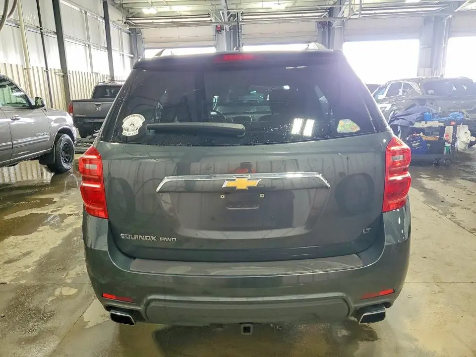 2017 CHEVROLET EQUINOX LT  