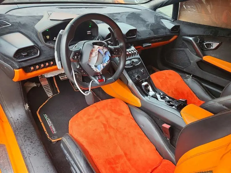 2017 LAMBORGHINI HURACAN   