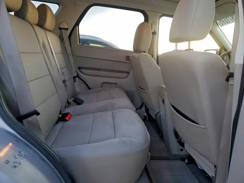 2012 FORD ESCAPE XLT  