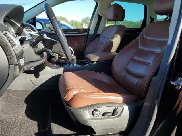 2015 VOLKSWAGEN TOUAREG V6 TDI  