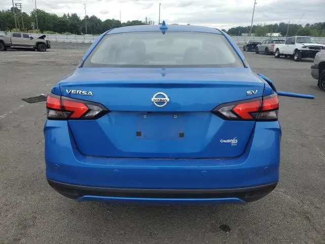 2021 NISSAN VERSA SV  