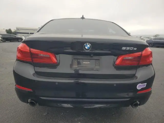 2018 BMW 530E   