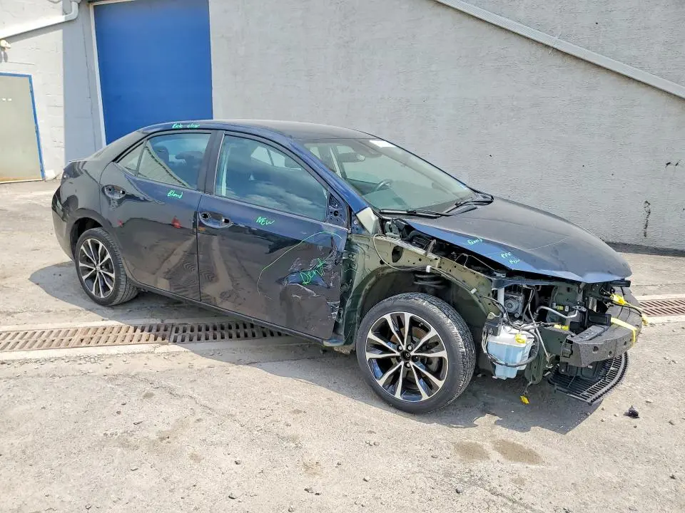 2018 TOYOTA COROLLA SE  