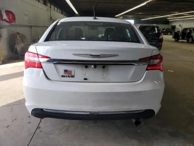 2011 CHRYSLER 200 LX  