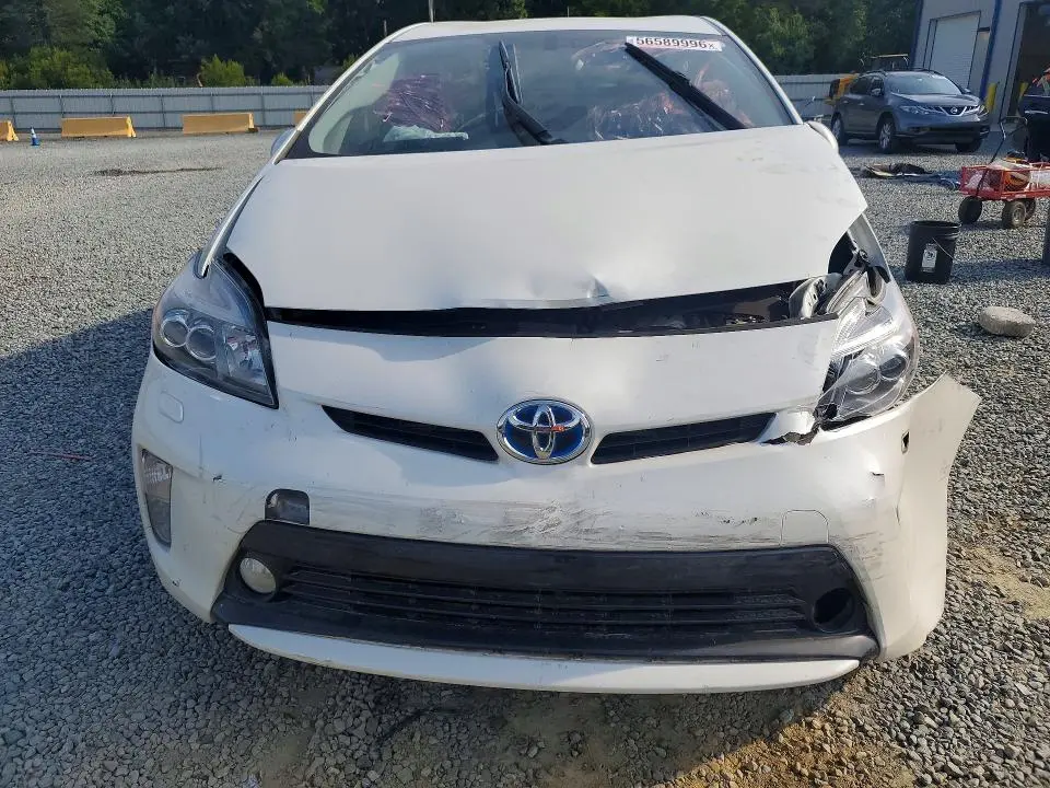 2015 TOYOTA PRIUS FIVE  