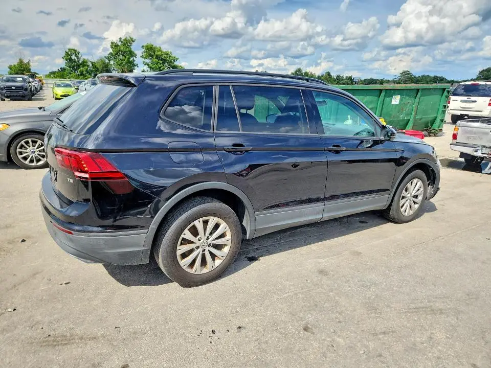 2018 VOLKSWAGEN TIGUAN S  