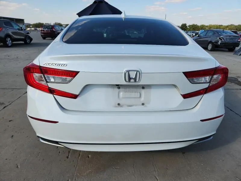 2019 HONDA ACCORD LX  