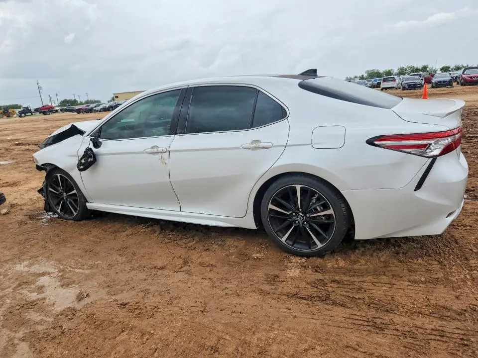 2019 TOYOTA CAMRY XSE V6  