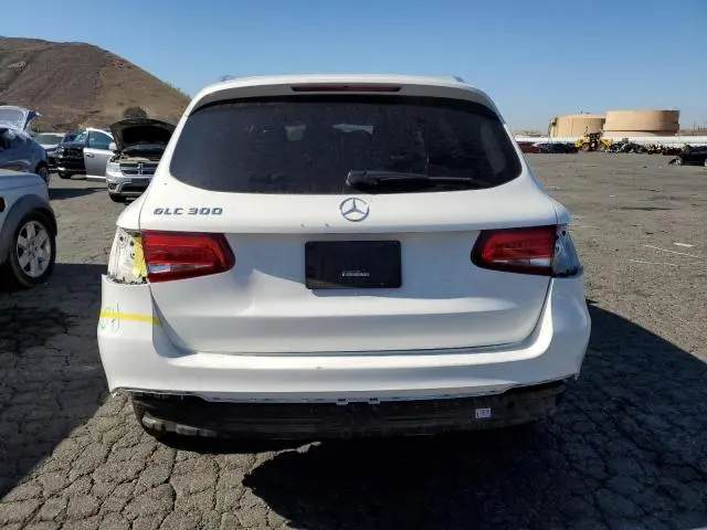 2016 MERCEDES-BENZ GLC 300  