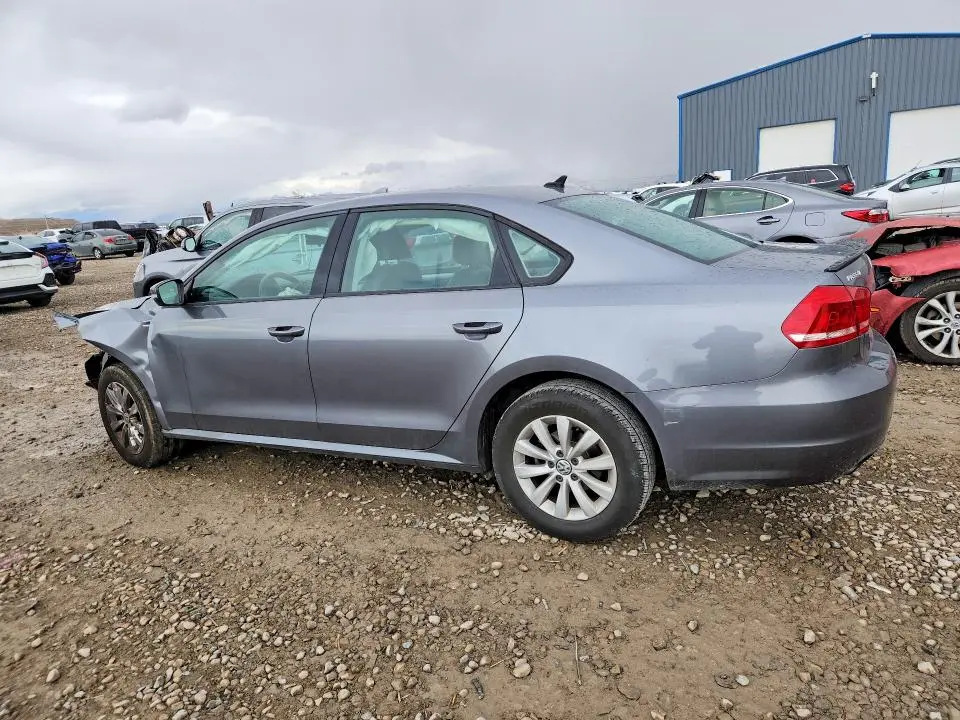 2015 VOLKSWAGEN PASSAT S  