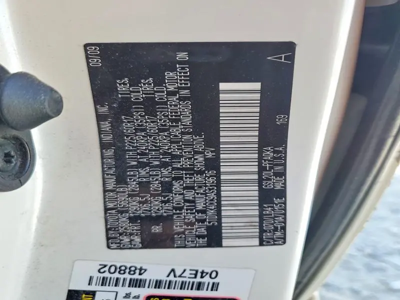 2010 TOYOTA SIENNA XLE  