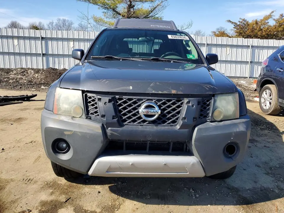 2010 NISSAN XTERRA X  