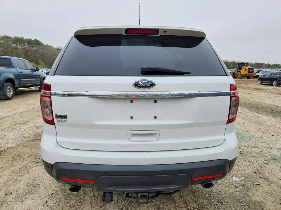 2015 FORD EXPLORER XLT  