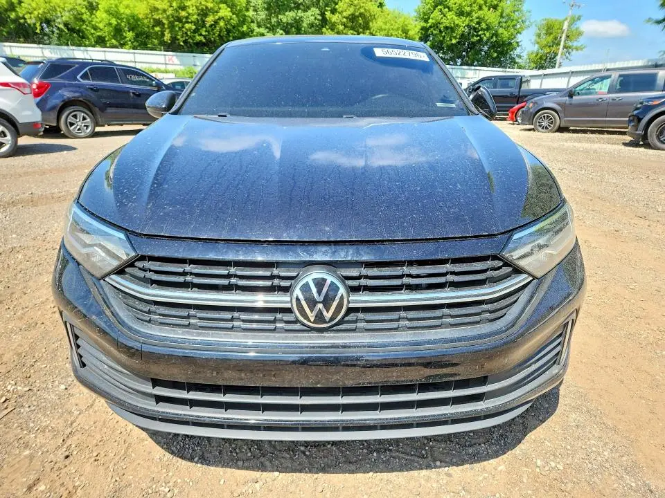 2023 VOLKSWAGEN JETTA SPORT  