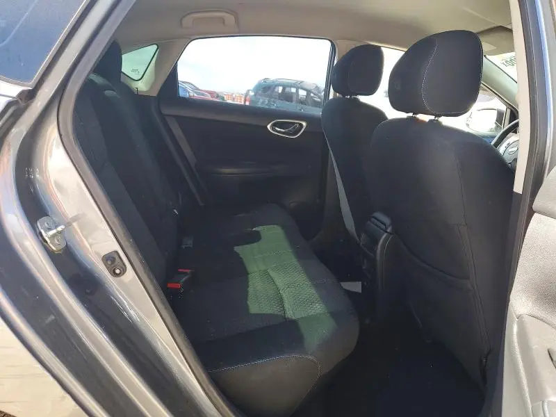 2019 NISSAN SENTRA SR  