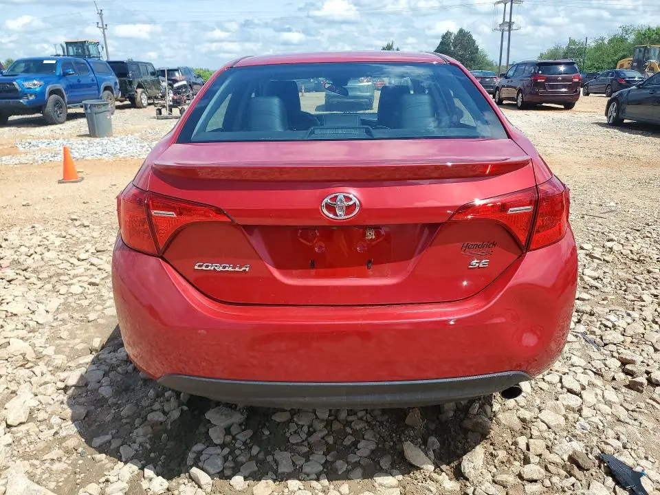 2017 TOYOTA COROLLA SE  