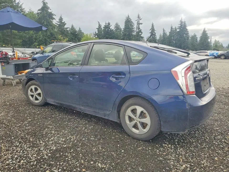 2013 TOYOTA PRIUS THREE  