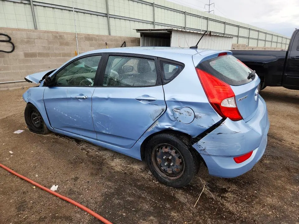 2012 HYUNDAI ACCENT GS  