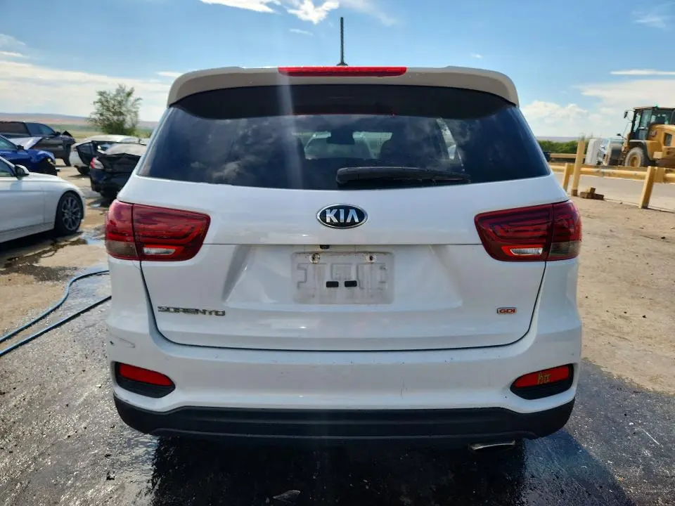 2019 KIA SORENTO LX  